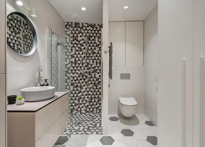 Center Near Hillton With Self Check-in Apartman